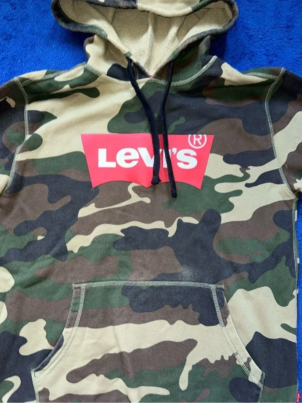 Levis Mens Camo Pullover Hoody Size Small S Logo Red Green